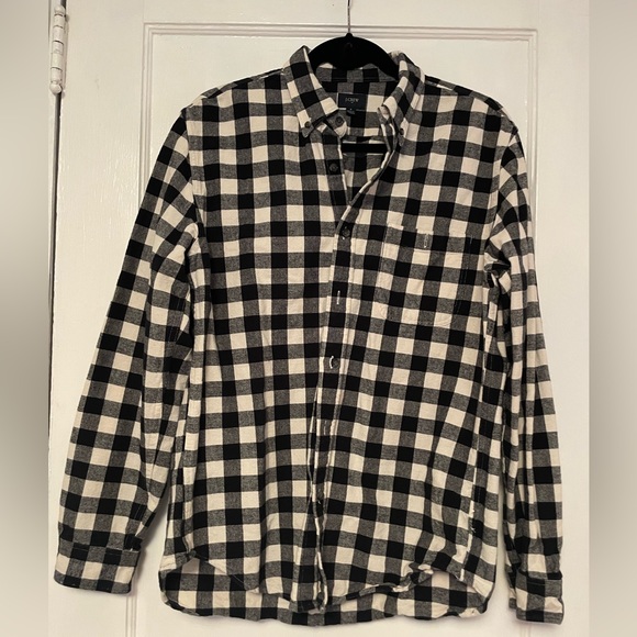 J. Crew Other - Jcrew men’s button down flannel shirt in white/black Buffalo check. Size medium